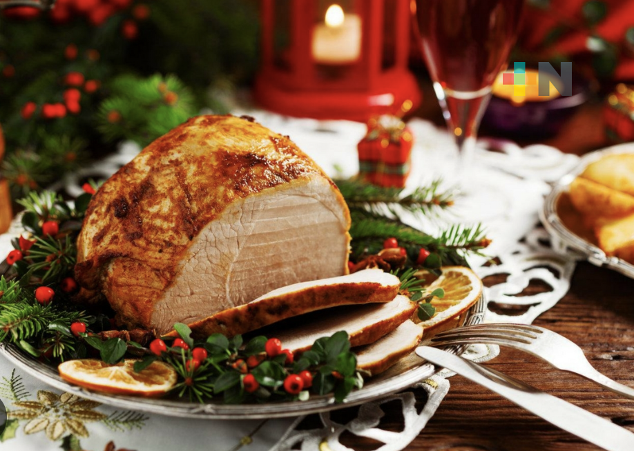 Especialistas en nutrición aconsejan cuidar alimentación en época navideña
